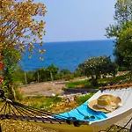 Elpida's Sea View Apartman Petalídi