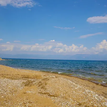 Elpida's Sea View Petalídhion