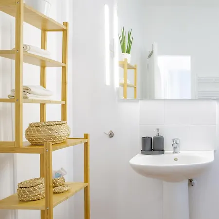 Elpida's Sea View Petalídhion