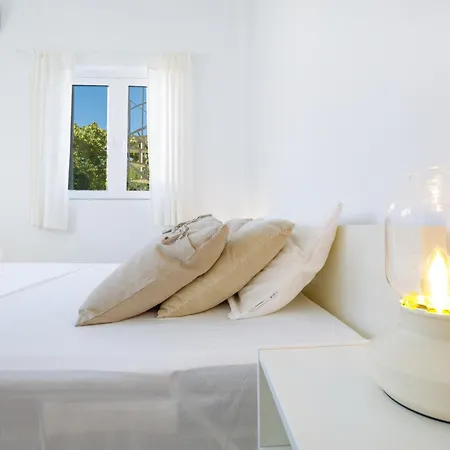 Elpida's Sea View דירה