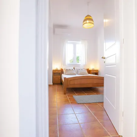 Elpida's Sea View * Petalídi